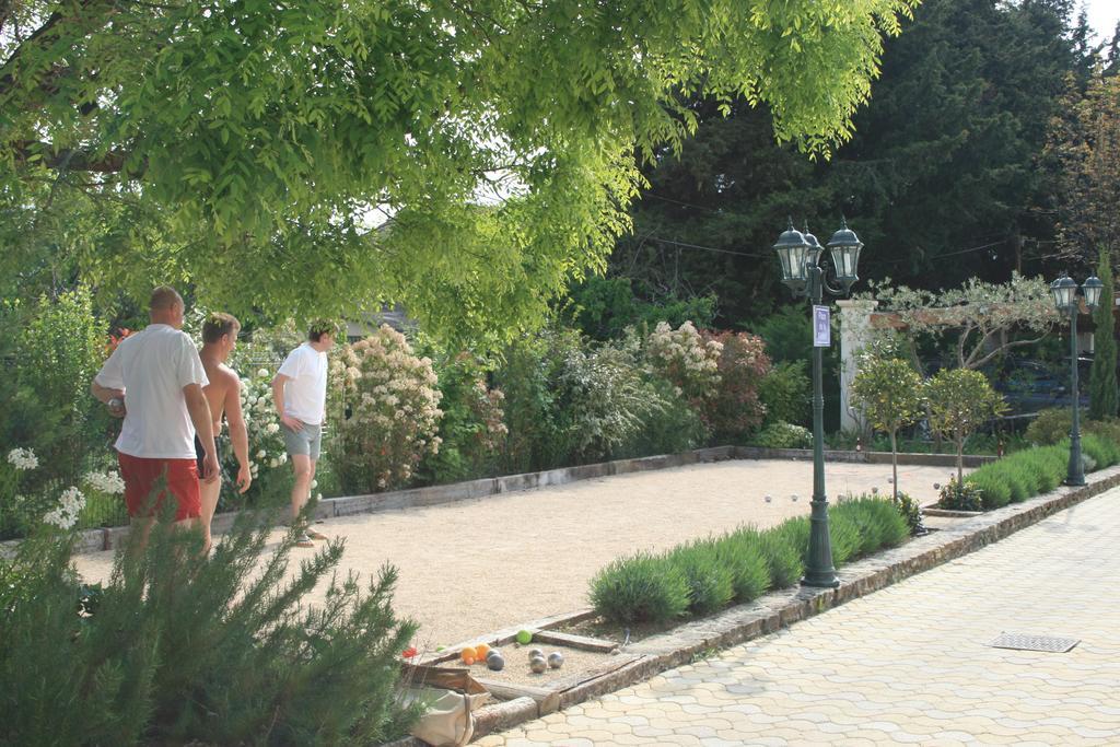 Hotel Jade En Provence Vaison-la-Romaine Zewnętrze zdjęcie